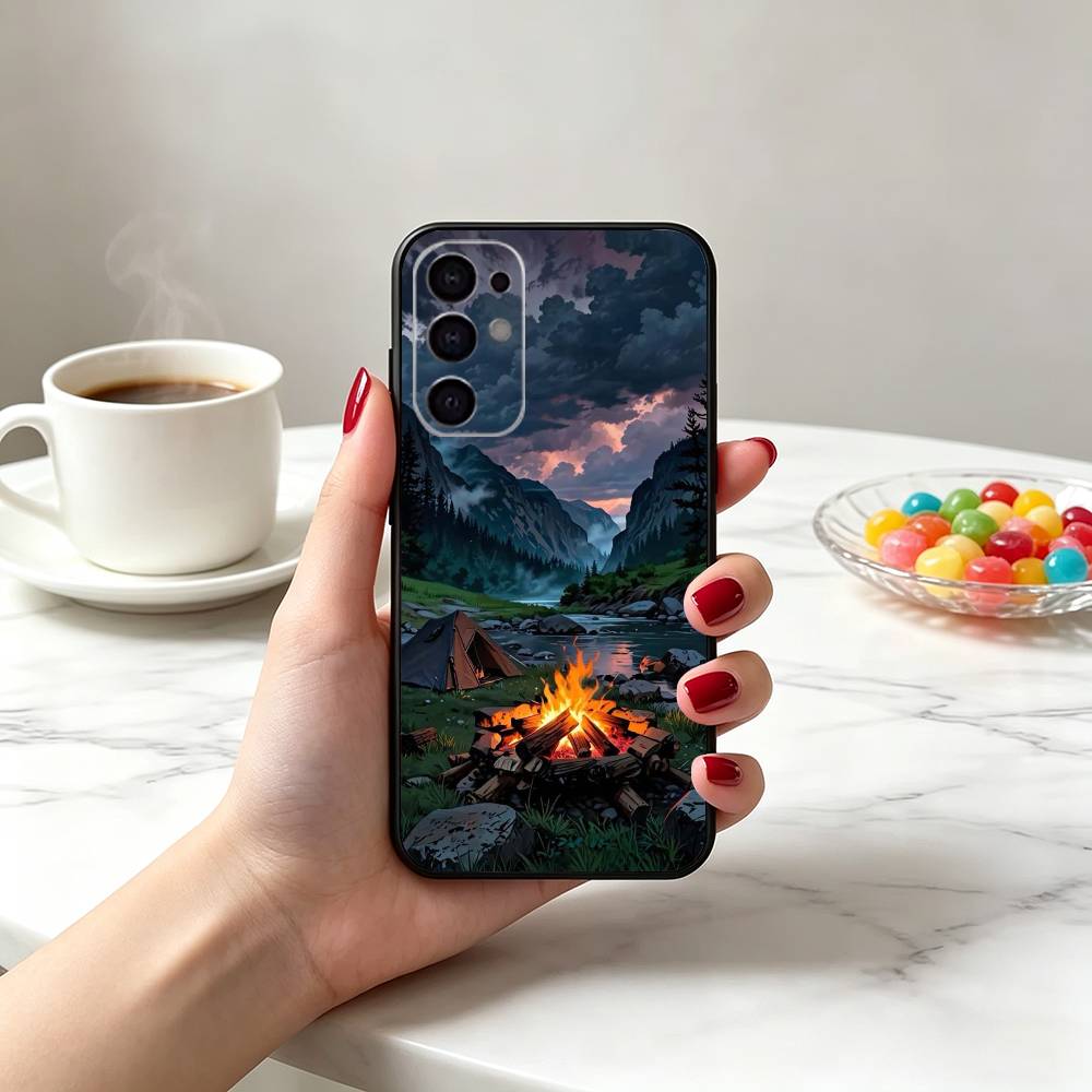 Funda de Silicona Suave Negra  - Outdoor Camping Anime reseña y precio